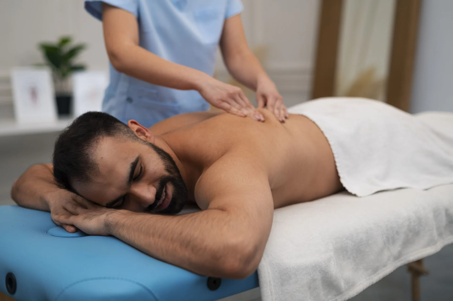 Oil Massage near Manyata Tech Park